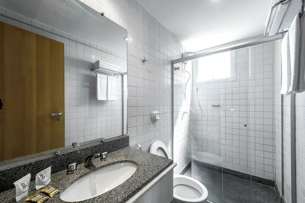 Lym Flat Hotel