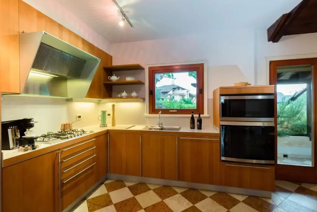Lake Front Apartment - Direct Lake Access