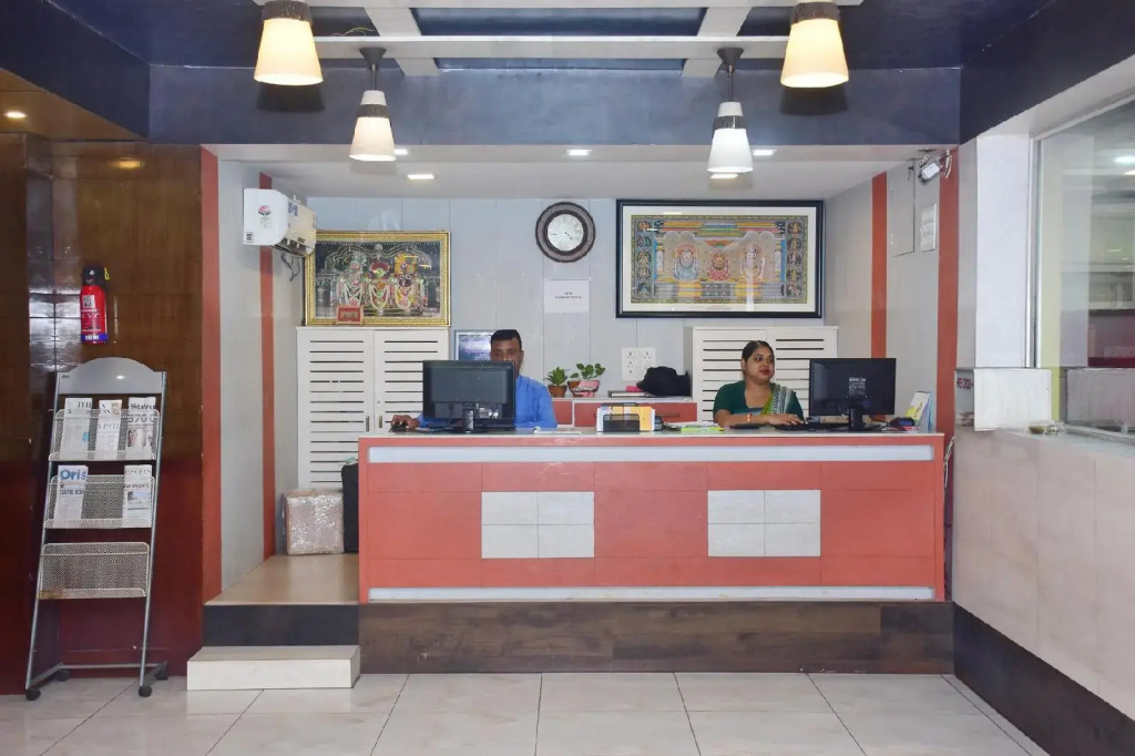 Hotel Arya Palace