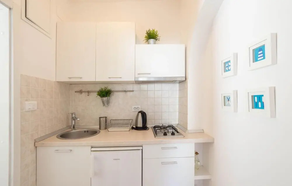 Amazing Home in Podstrana With Outdoor Swimming Pool, Wifi and 5 Bedrooms