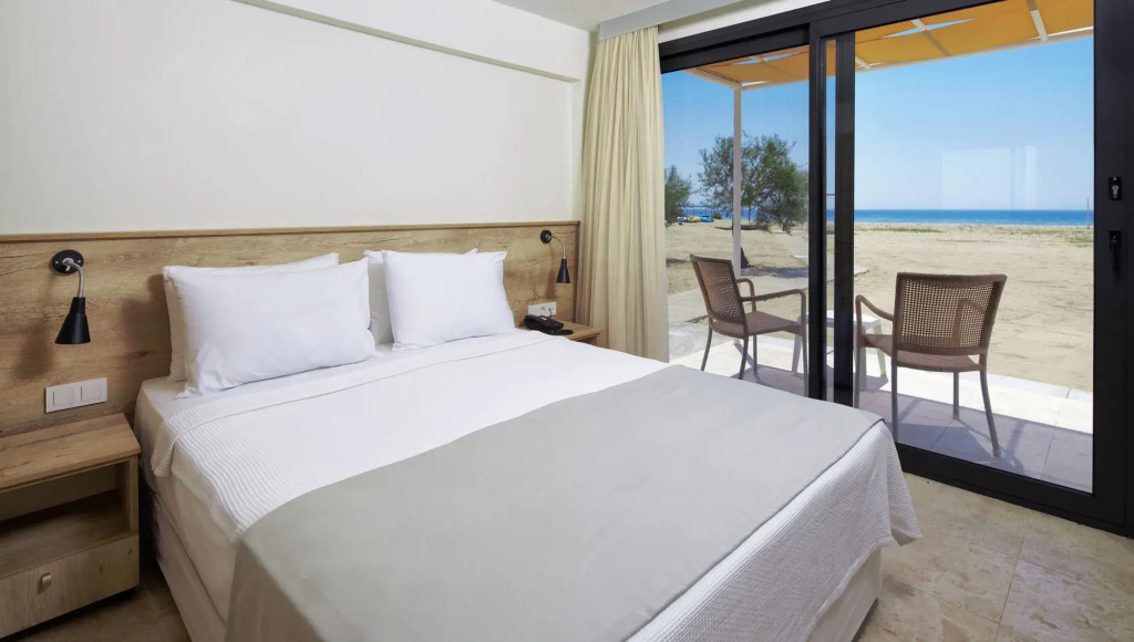 Aytas Hotel