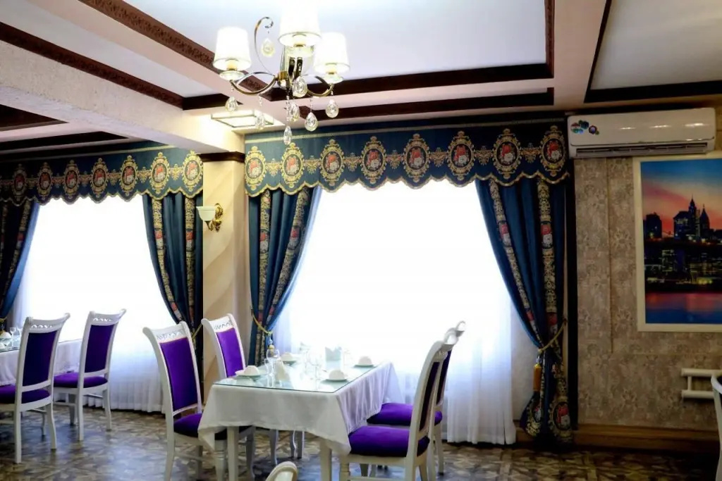 Gelikon Vest Hotel