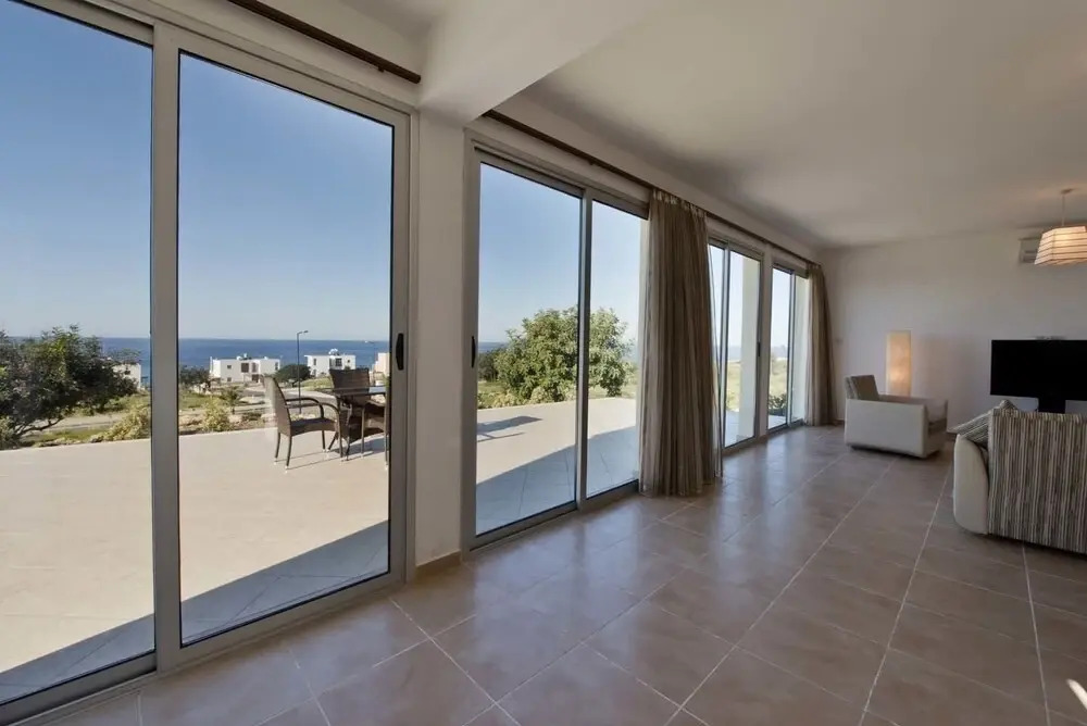 Villa Sweetwater Bay by Amy Villas
