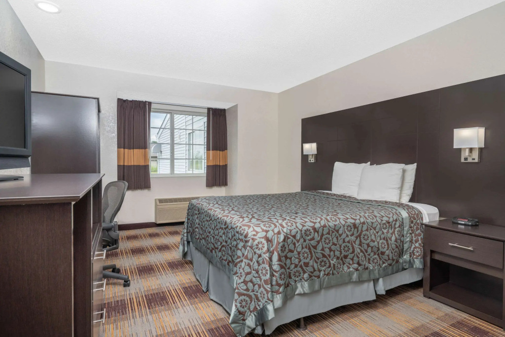 Days Inn by Wyndham Faribault