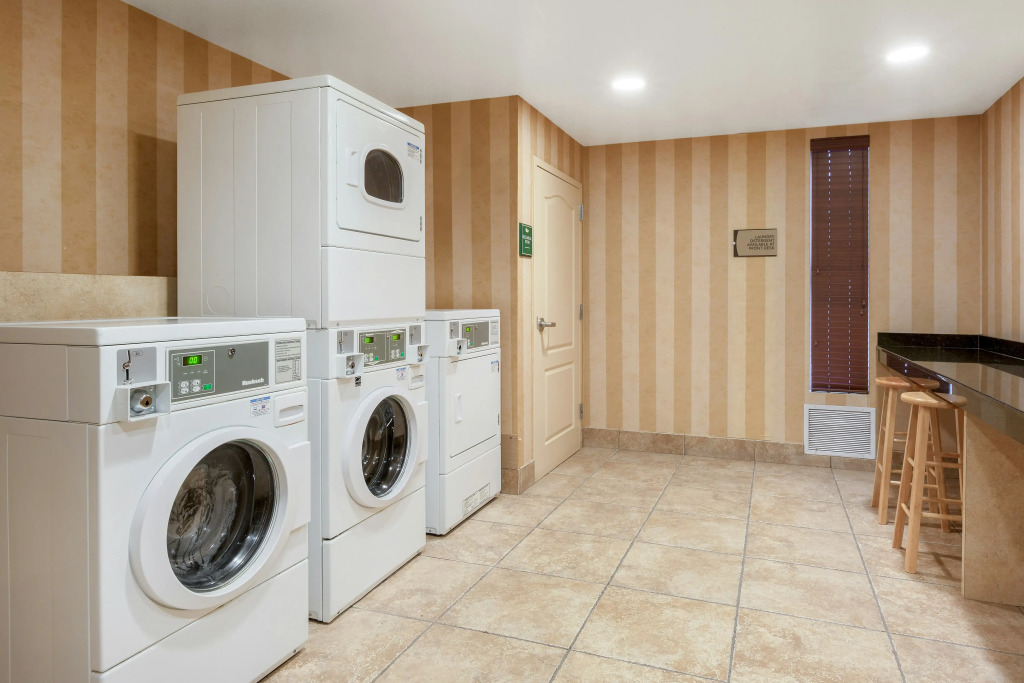 Homewood Suites by Hilton Sacramento Airport-Natomas
