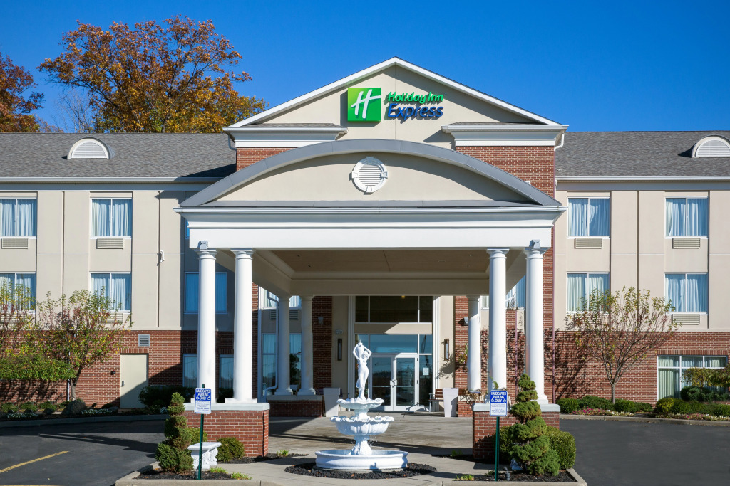 Holiday Inn Express Hotel & Suites Youngstown North-Warren/Niles by IHG