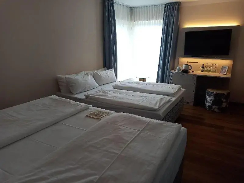 Hotel Astra