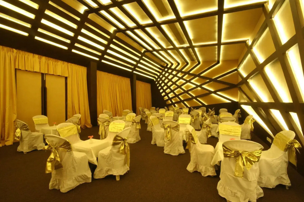 The Golden Crown Hotel & Spa, Colva