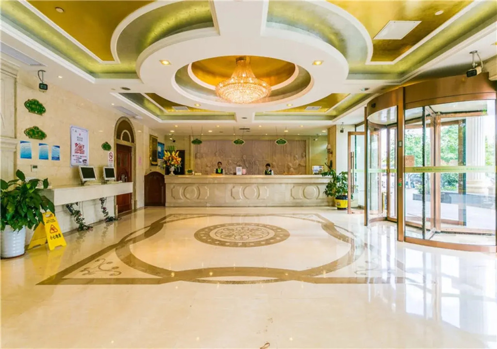 Vienna Hotel Hongqiao Airport Wanda Plaza
