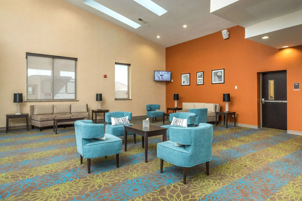 Sleep Inn & Suites And Conference Center Downtown