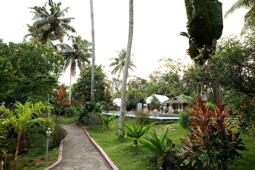 Phoenix Island Resort Poovar