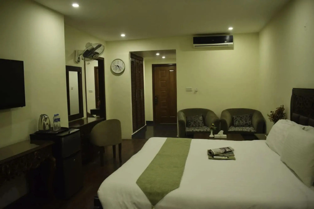 Grand Millennium Hotel