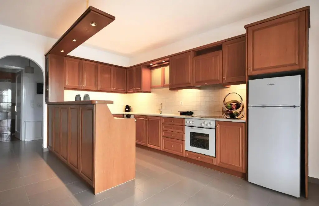 Amazing 2 bedroom apartment overlooking the Marina at Vourkari