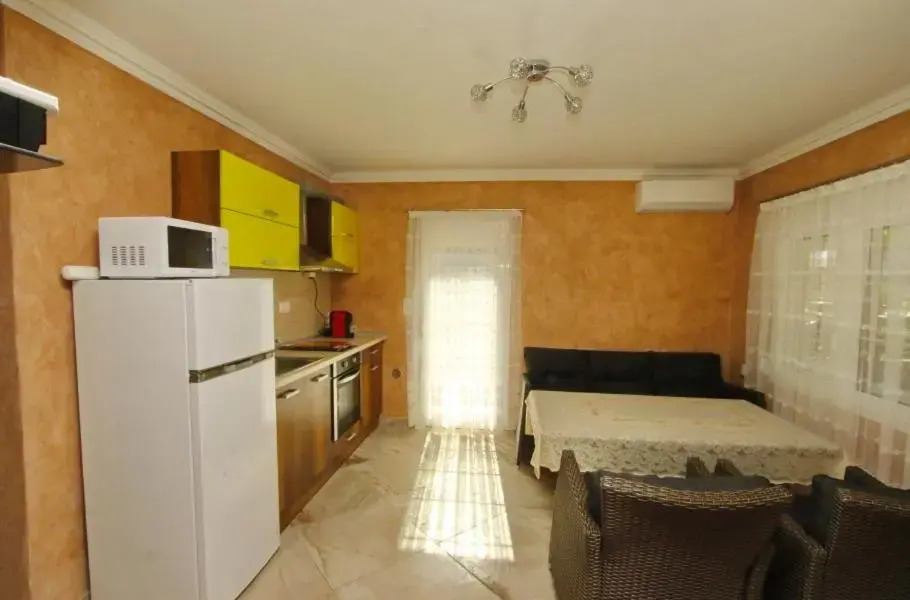 Villa Jasmine floor 1