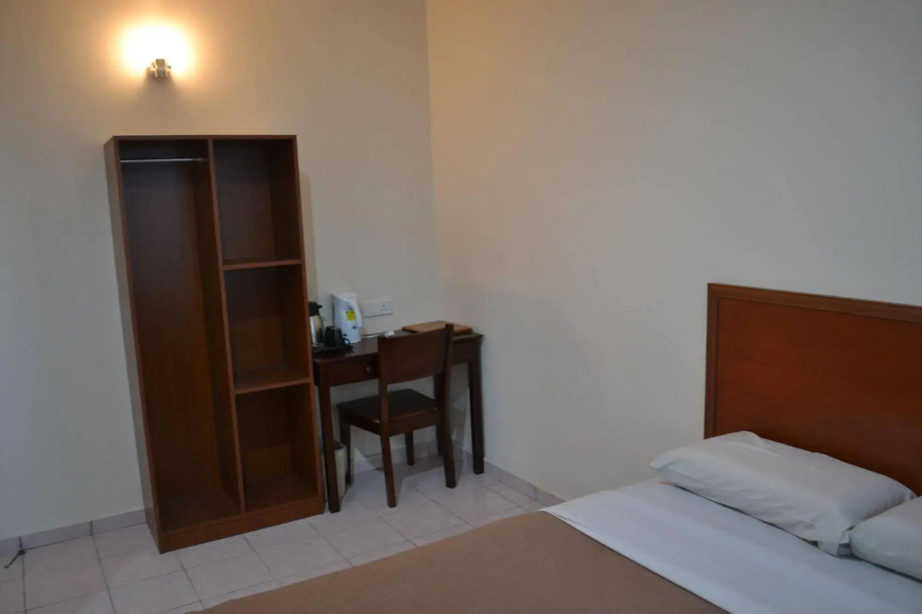 Hotel Full Hua