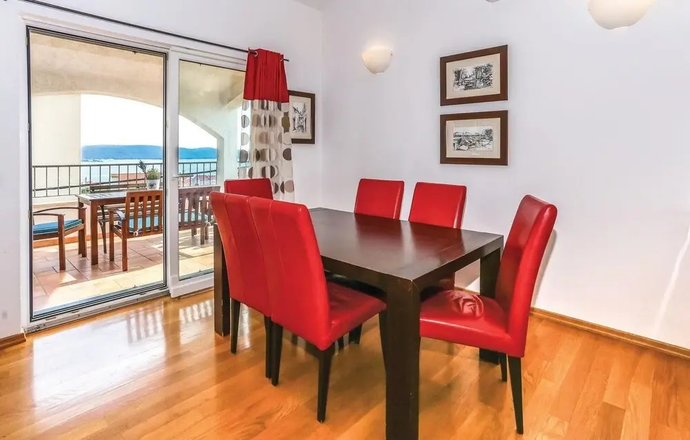 Four-Bedroom Holiday Home In Kastel Sucurac Ii