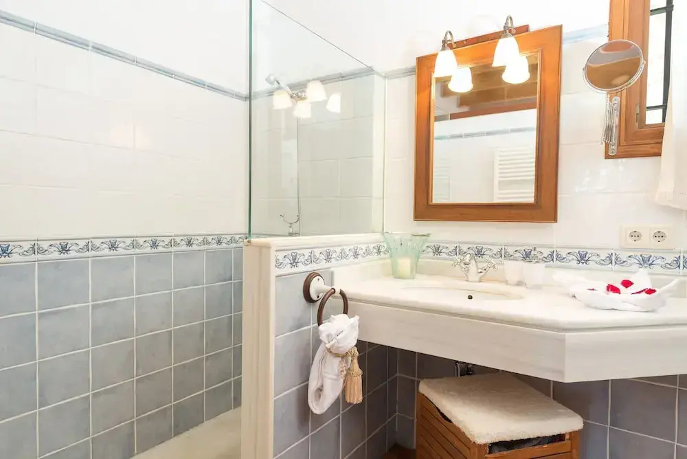 Es Pinar in Alar With 4 Bedrooms and 4 Bathrooms