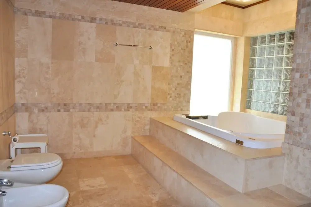 Villa in Vilamoura with Private Pool & BBQ