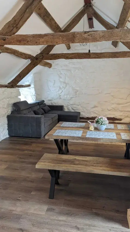Lodge House