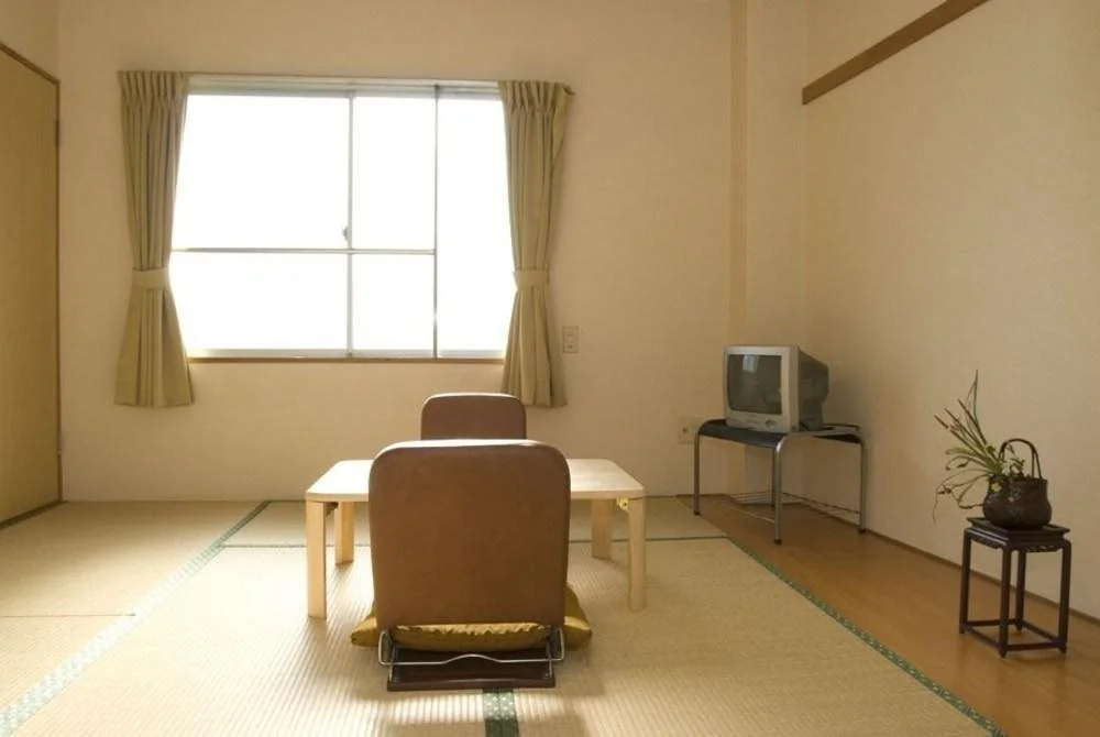 Aoi Hotel