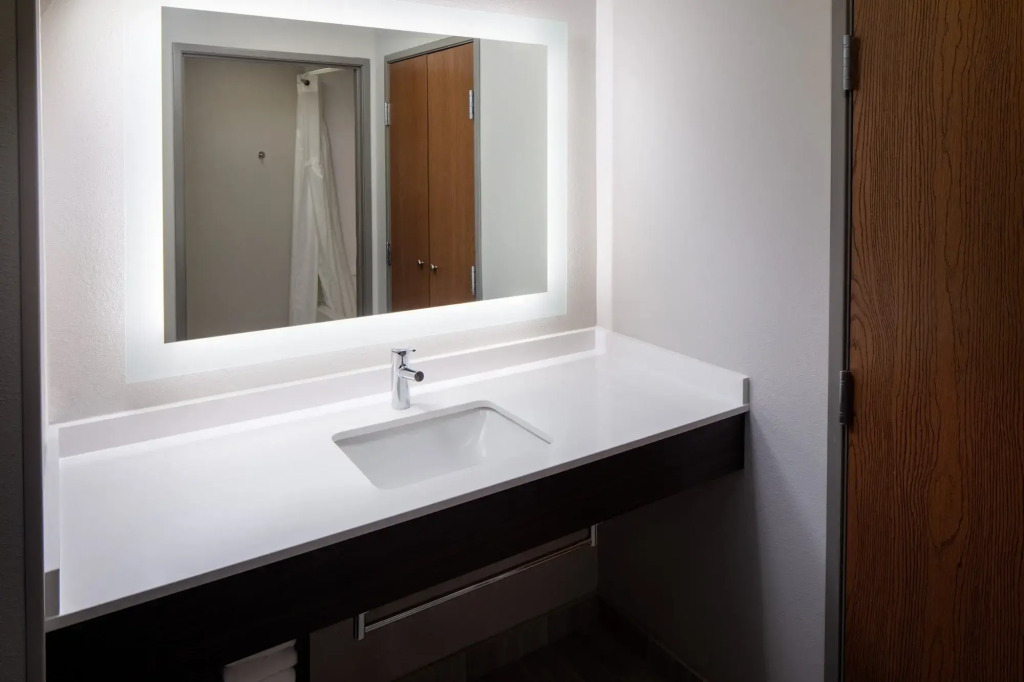 Holiday Inn Express and Suites Los Alamos Entrada Park by IHG