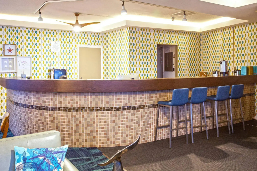 Hotel Cabana Oceanfront/Boardwalk