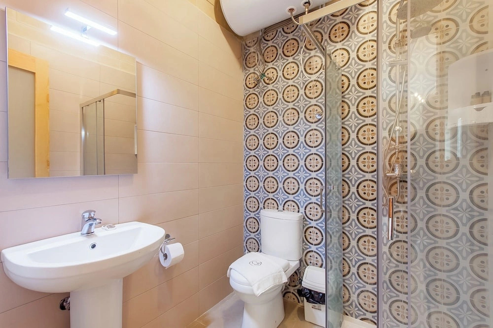 Nadurin, Gozitan Villa 7 Bedr. & 2 Pools