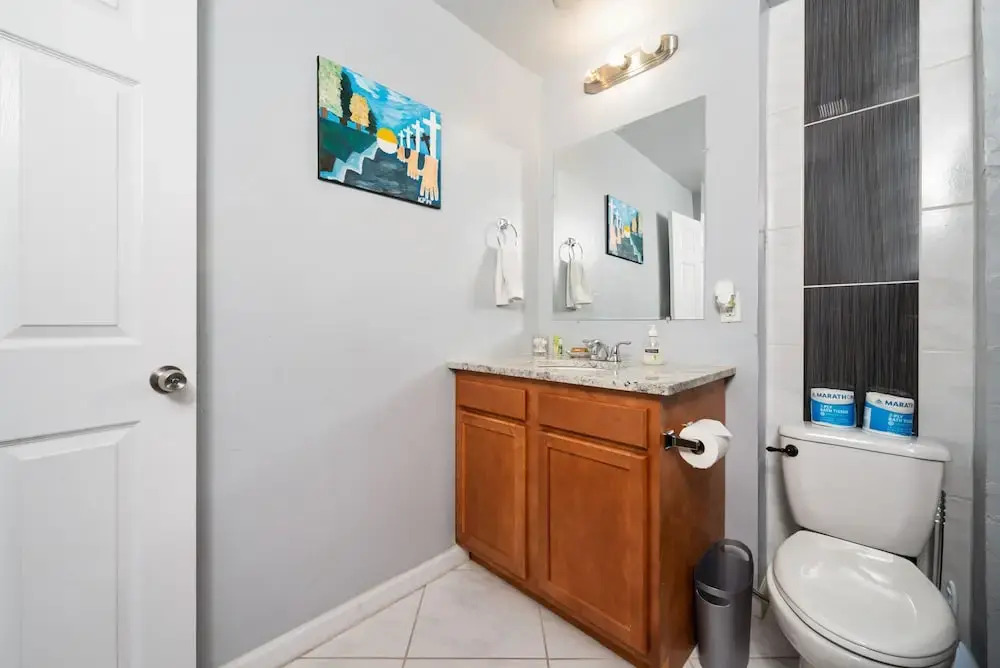 New Listing! Top-floor Gem W/ Outdoor Fireplace 4 Bedroom Duplex