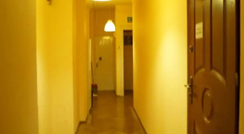 Hostel Submarine