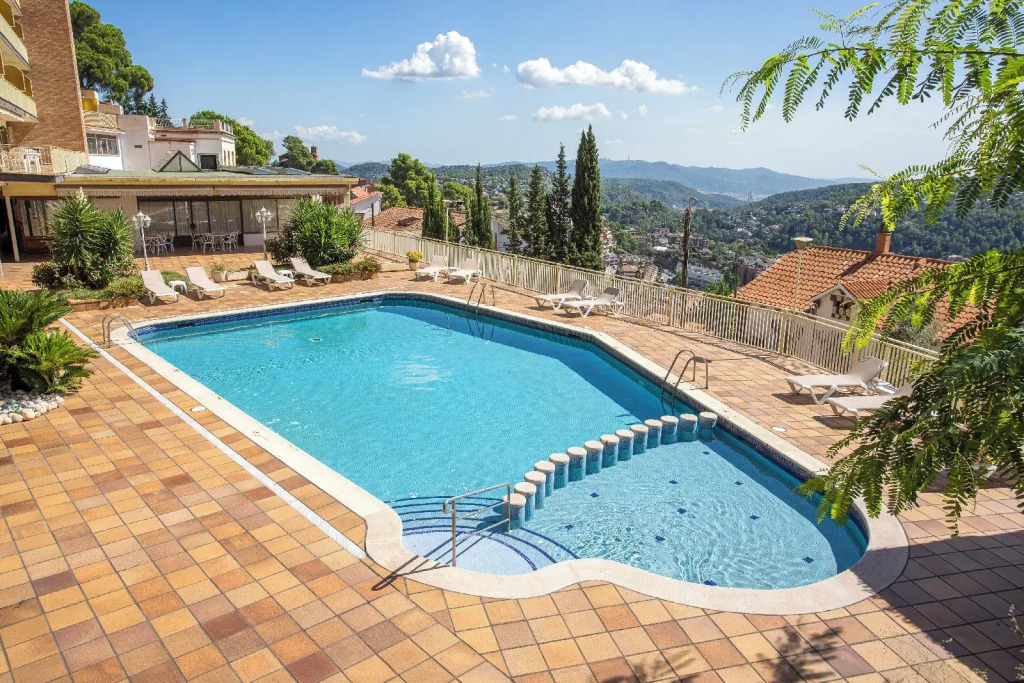 Can Fisa Hotel & Apartments