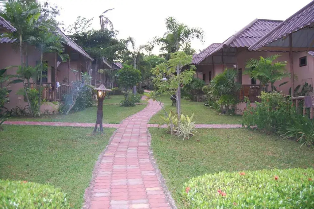 Bee Nat Garden Resort