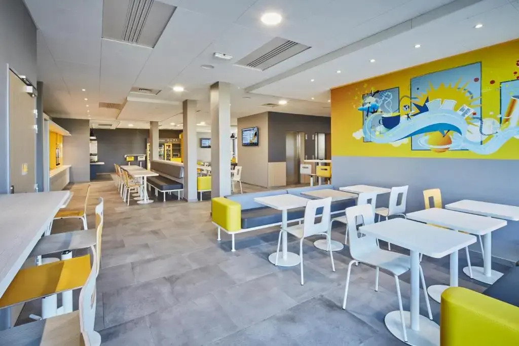 Kyriad ECO - Clermont Ferrand Estaing