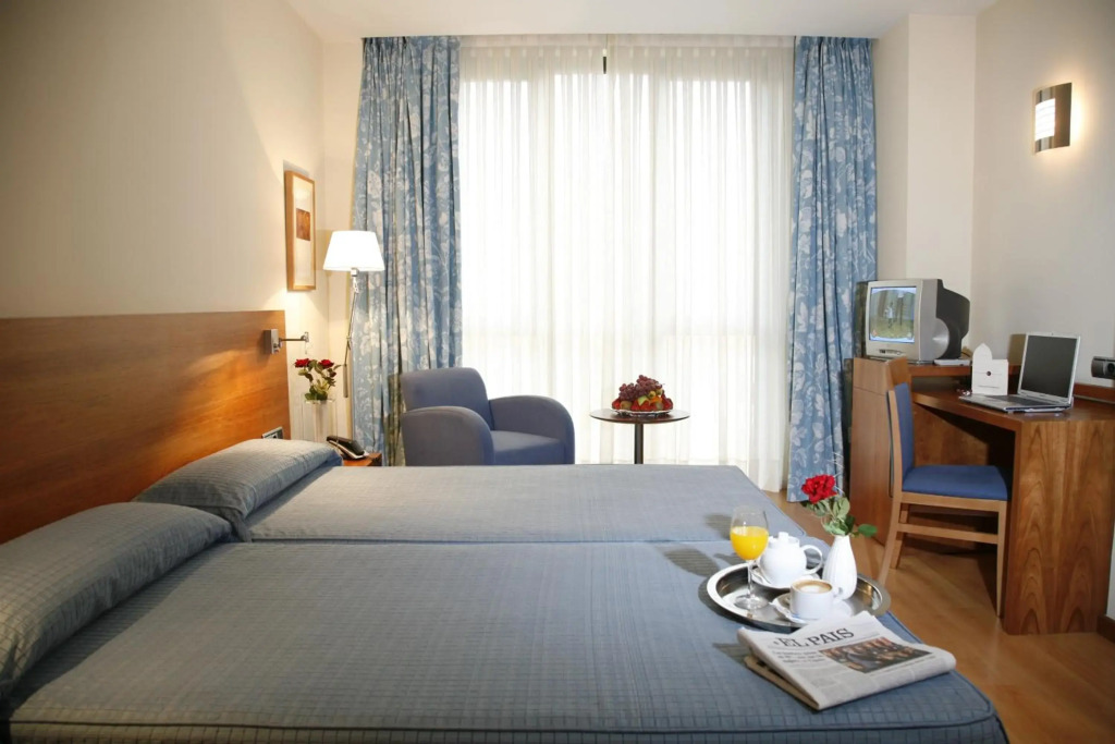Hotel Mieres del Camino