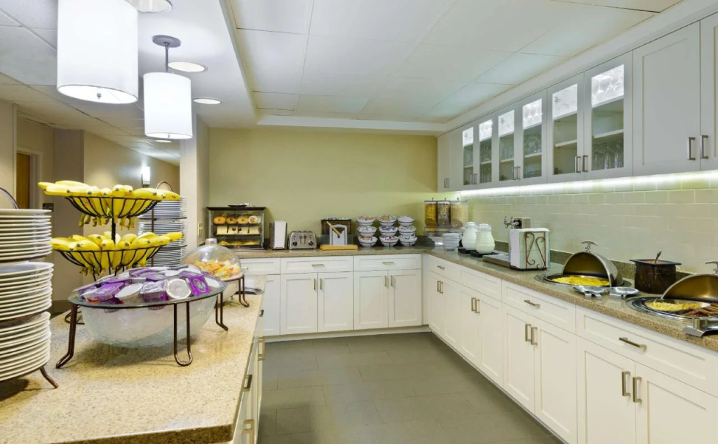 Homewood Suites Phoenix-Metro Center Hotel