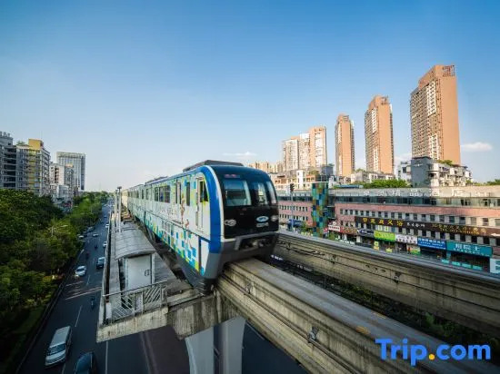 Zhuao Boutique Hotel (Chongqing Jinkai Avenue Yuanyang Light Rail Station Branch)