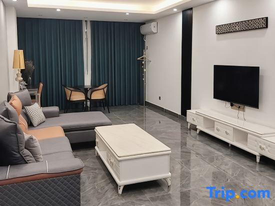 Xinglong Business Hotel (Zhangzhou Haicheng)