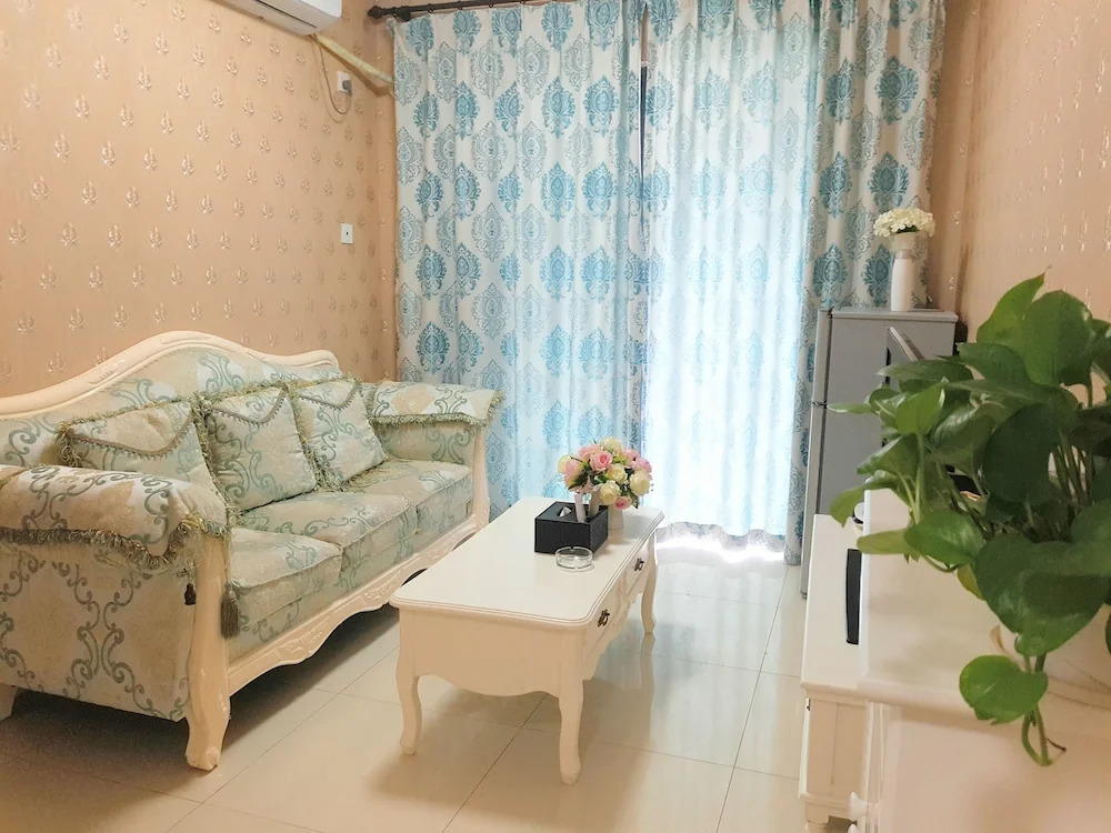 Bai Li Deng Apartment