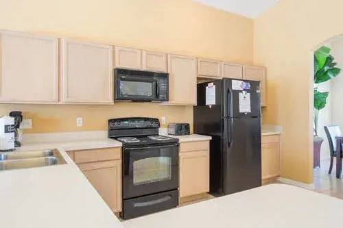 Hampton Lakes 435