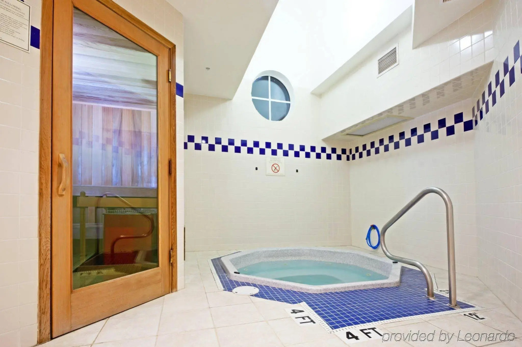 Holiday Inn Express Hotel & Stes Mt. Arlington Rockaway Area by IHG