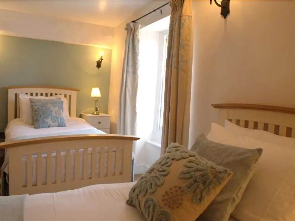 The Kings Arms Hotel