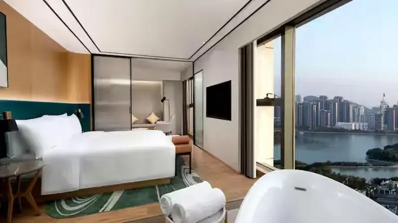 Hilton Garden Inn Xiamen Bailuzhou Park