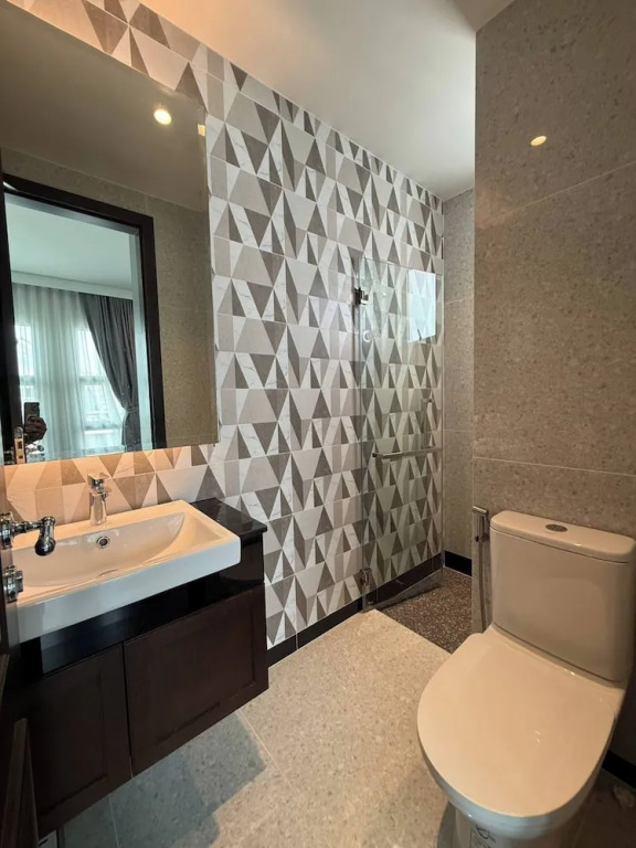House Near Suvarnabhumi Airport