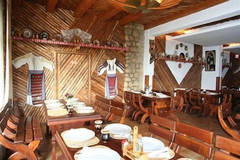 Cabana Veche Trei Brazi