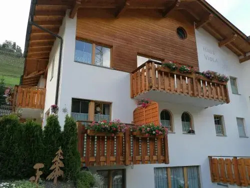 Haus Viola
