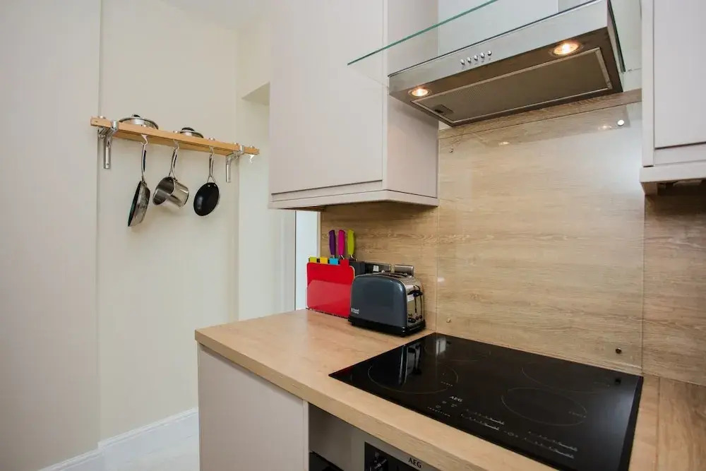 1 Bedroom Garden Flat in Fulham