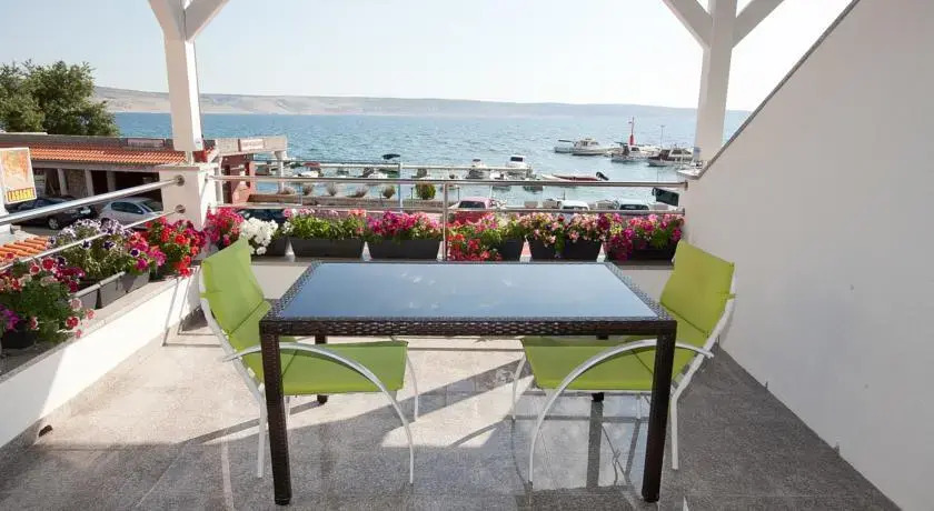 Apartment Trošelj