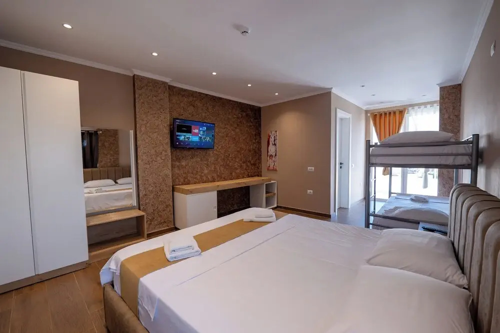 Lider Hotel