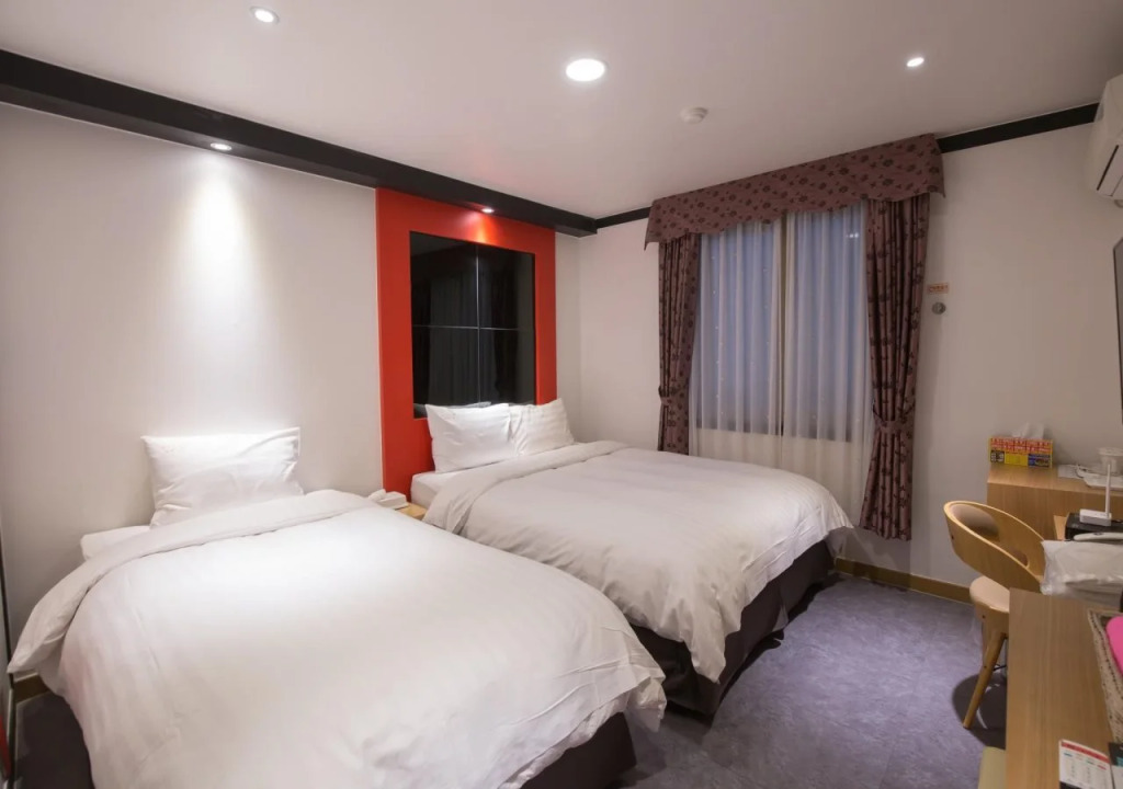 Hotel Bom