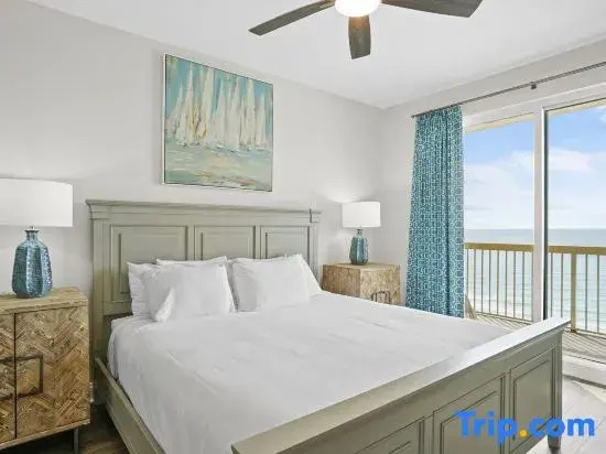 Calypso Resort 805W