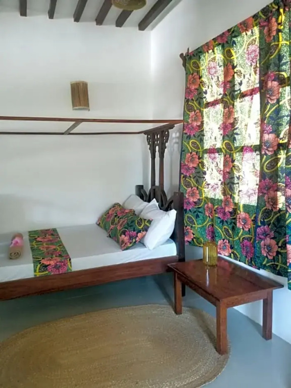 Mpole Bungalows